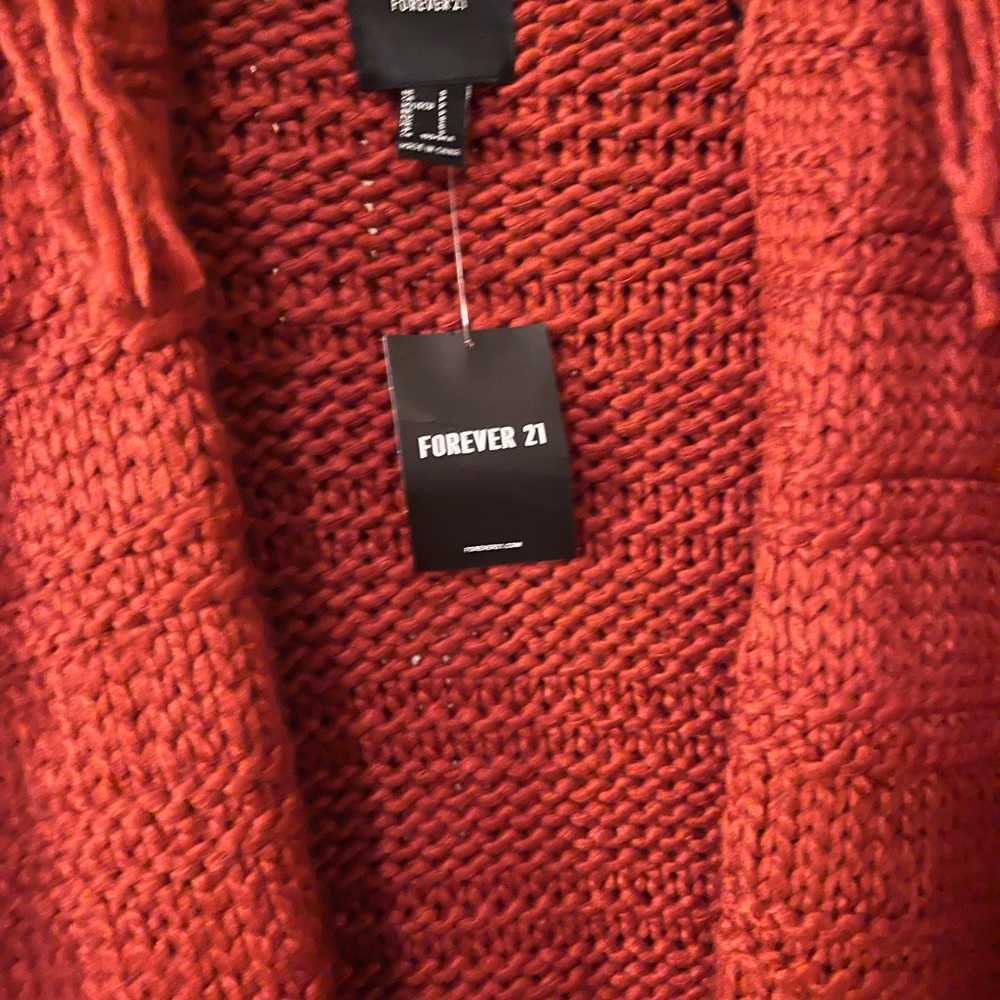 Cardigan - Picture 2 of 6